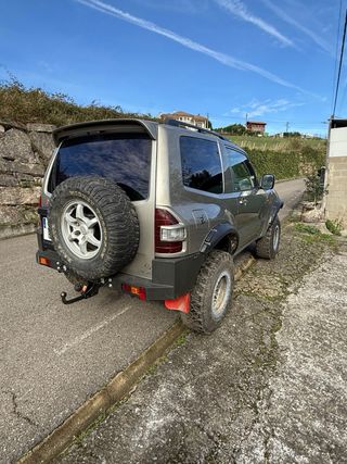 Mitsubishi Montero 2002