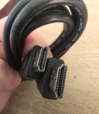 5 Cables HDMI