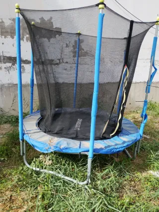 Cama elástica infantil con red de seguridad