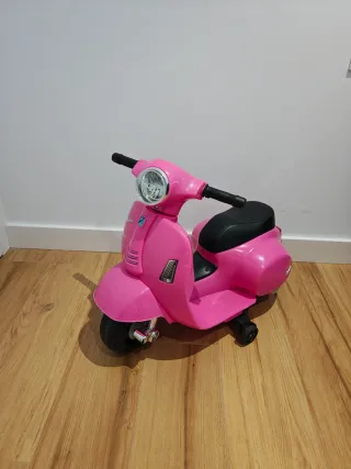 Mini Vespa Eléctrica Niños Rosa 6V