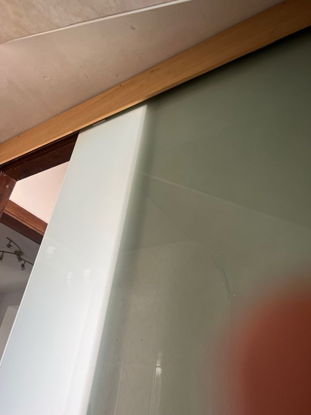 Puerta corredera de cristal