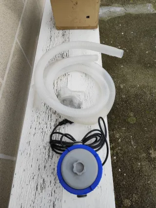 Depuradora piscina pequeña sin usar