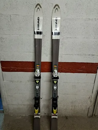 Esquís HEAD 168 cm. Muy cuidados. Año 2004.