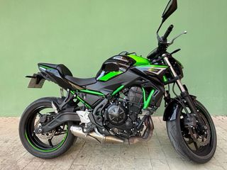 Kawasaki Z650 2022 - 12.000 Km
