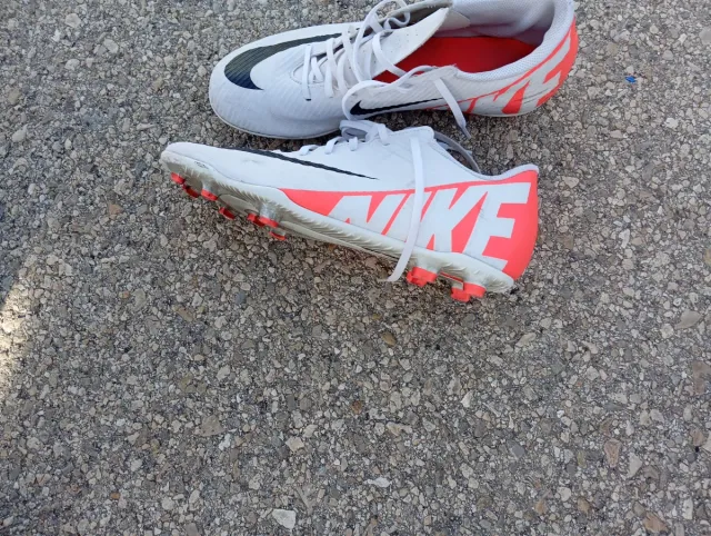 Zapatillas Fútbol Nike Blancas Talla 42