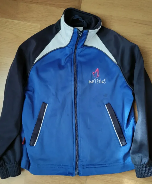 Chaqueta chándal Maristas Valladolid talla 4/6