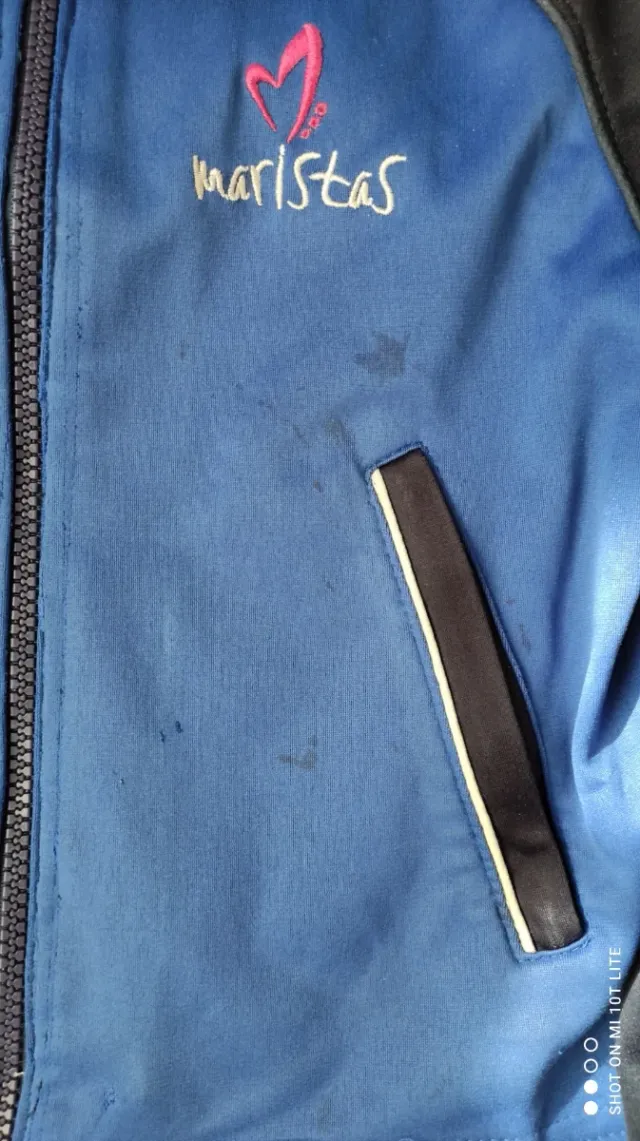 Chaqueta chándal Maristas Valladolid talla 4/6