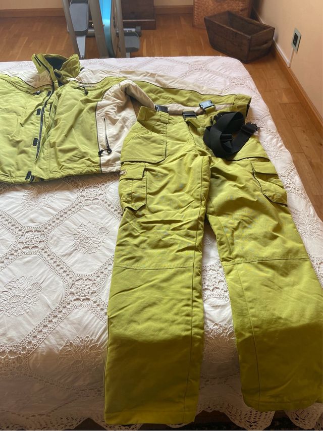 Traje de nieve infantil