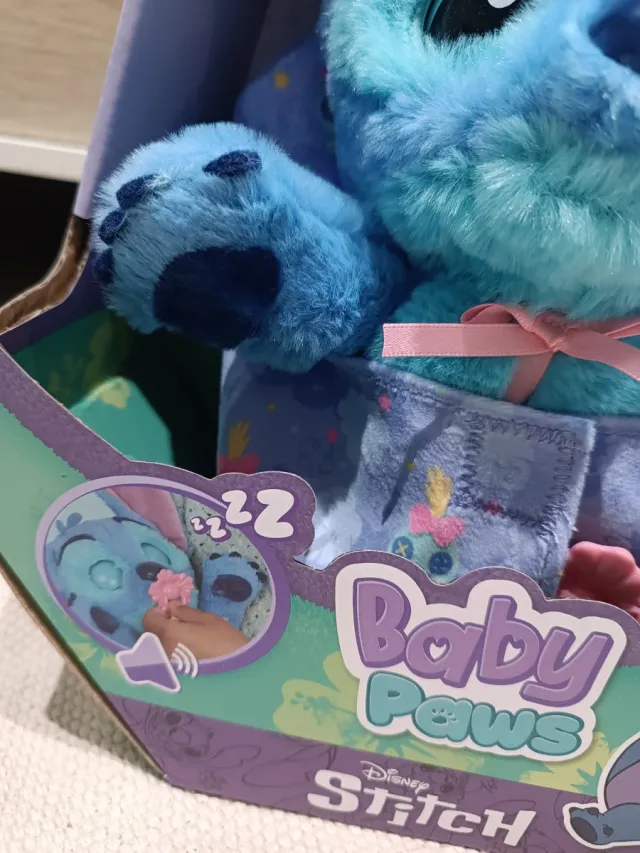Peluche Baby Paws Stitch Disney