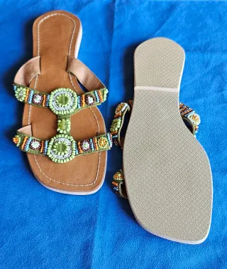 Sandalias de Piel El Corte Inglés con Pedrería