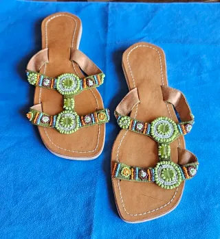 Sandalias de Piel El Corte Inglés con Pedrería