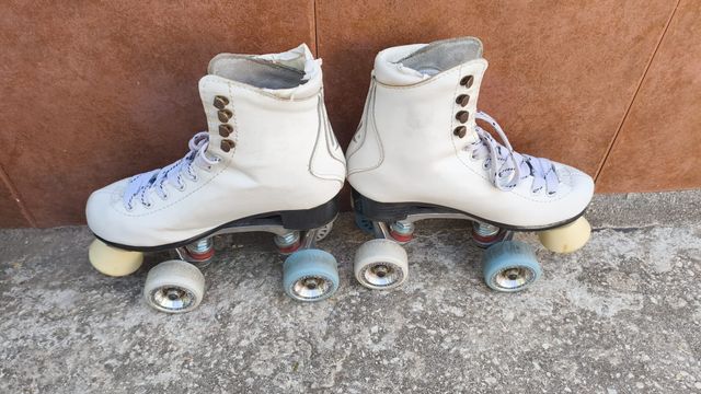 Patines blancos 4 ruedas