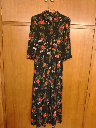 Vestido largo floral Zara Talla S