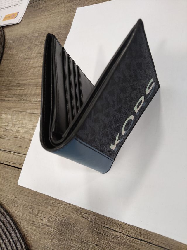 Cartera Michael Kors Piel Hombre Negra y Azul