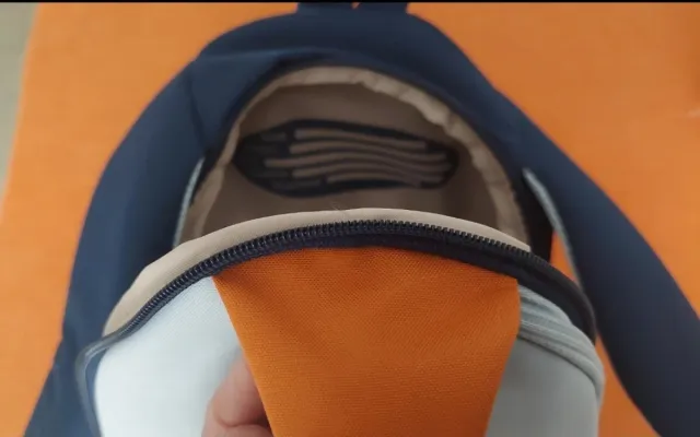 Zaino pinguino Sammies con becco sonoro