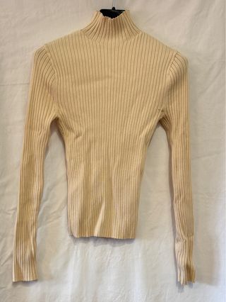 Top canalé cuello perkins