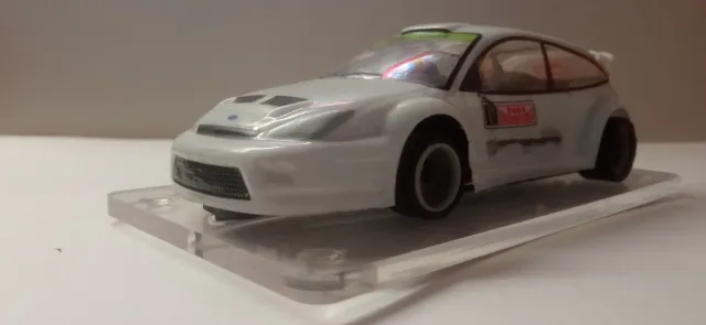 Ford Focus WRC Rally Slot 1:32 Gom