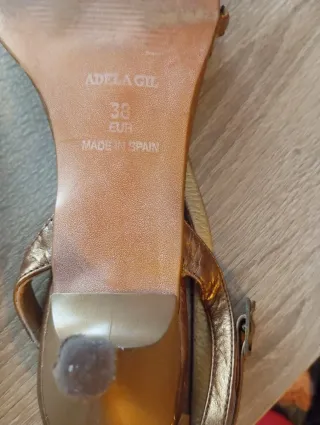 Sandalias DELAGIL pedrería Talla 38