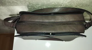 Bolso bandolera geométrico