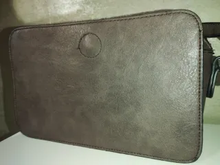 Bolso bandolera geométrico