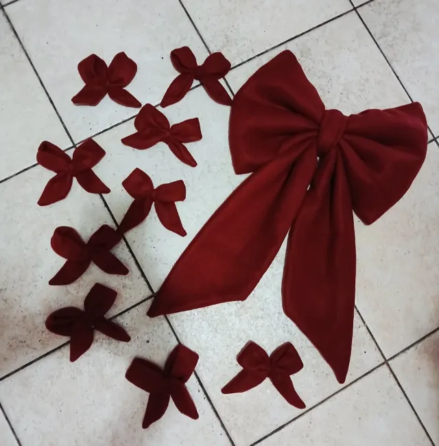 Fiocchi Natalizi Bordeaux Velluto fatti a mano .