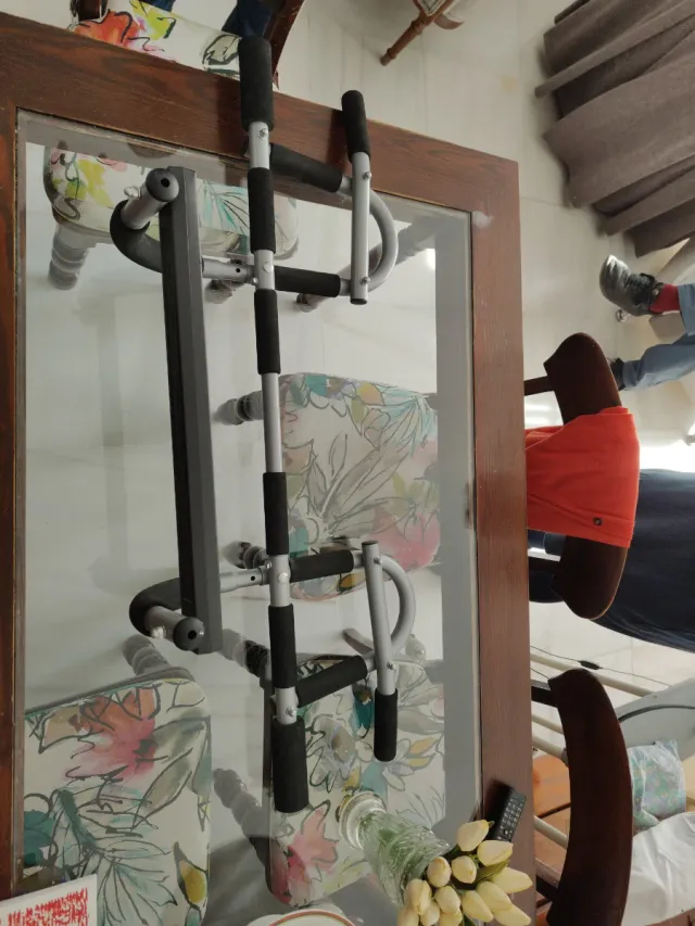 Barra de dominadas para puerta