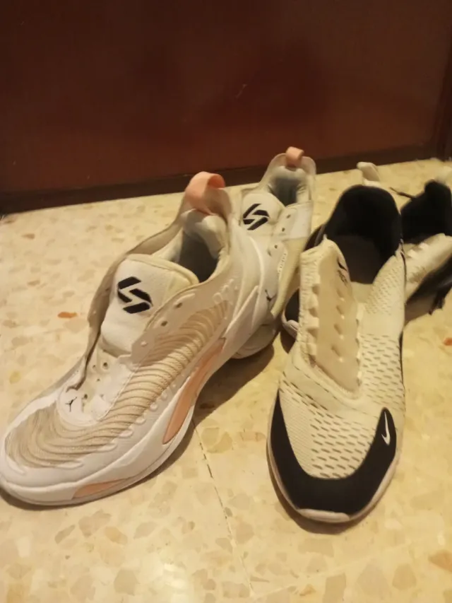 Solo hoy!! Lote de botines Jordan , Nike ,btwin