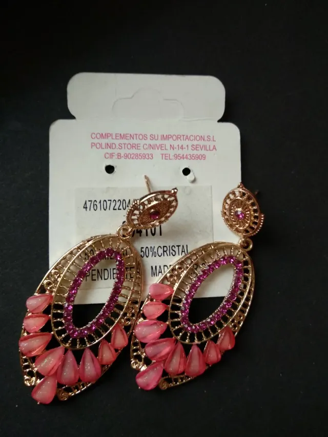 Flor y pendientes flamenca dorados y rosas