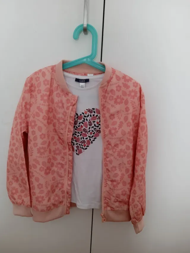 Conjunto chaqueta y camiseta niña