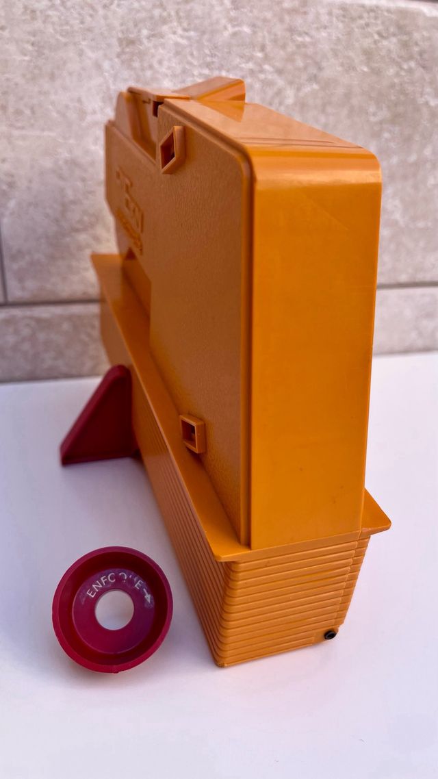 Proyector Cinexin Naranja. Para PIEZAS.