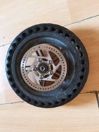 Rueda maciza patinete con disco