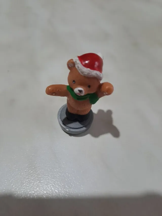 Carillon natalizio con villaggio