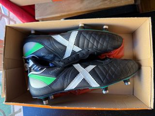 Botas de fútbol Munich Universal