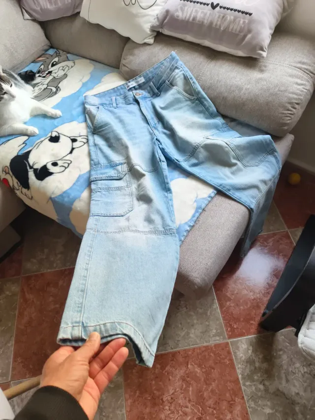 Pantalón Baggy Bershka Talla M