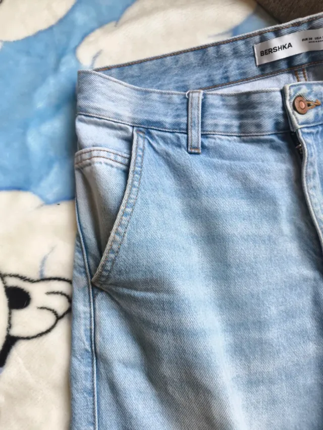 Pantalón Baggy Bershka Talla M