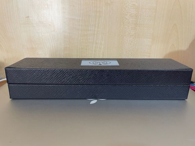 Custodia Prada per bracciale