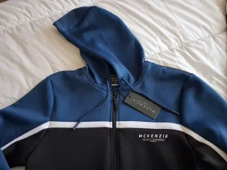 Conjunto McKenzie Sudadera y Pantalón a estrenar