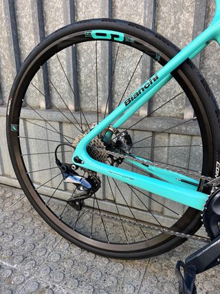 Bianchi Infinito XE de CARBONO ULTEGRA