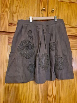 Falda marrón acampanada pdh