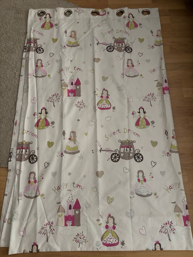 2 Cortinas Infantiles con Ojales