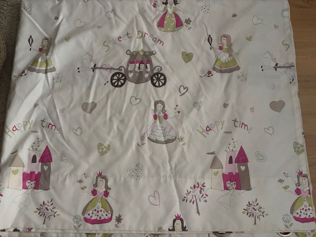 2 Cortinas Infantiles con Ojales