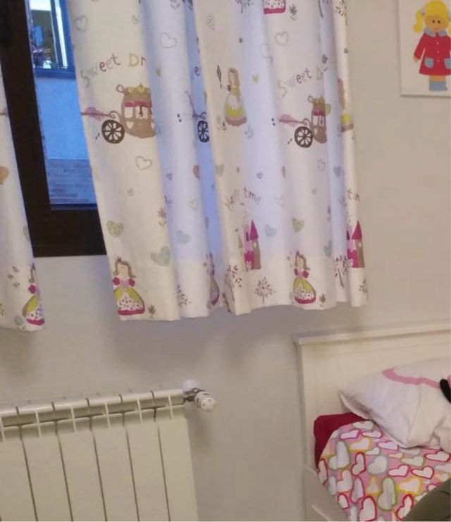 2 Cortinas Infantiles con Ojales