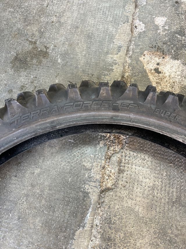 Neumático 90/90 21 Mitas