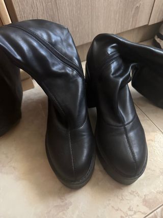 Botas Mustang tacón negras