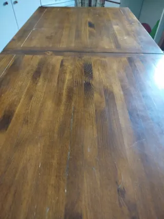 Mesa y 6 sillas madera  2 metros extensible a 2'80