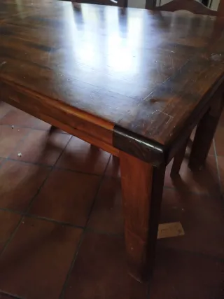 Mesa y 6 sillas madera  2 metros extensible a 2'80