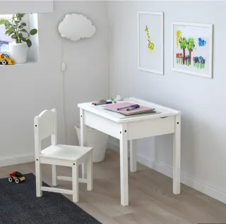 Mesa infantil Ikea blanca