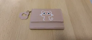 Monedero rosa con dibujo de gato