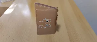 Monedero rosa con dibujo de gato