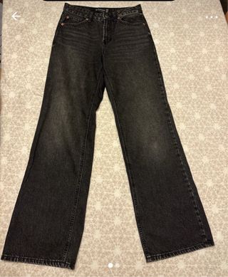 Pantalones vaqueros Stradivarius negros